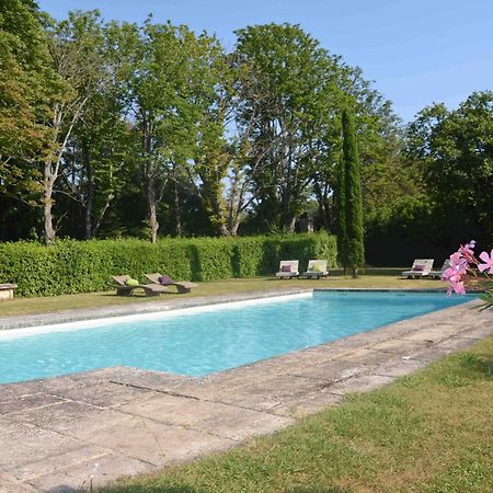 Domaine Shambala Bed & Breakfast Velaux Bagian luar foto
