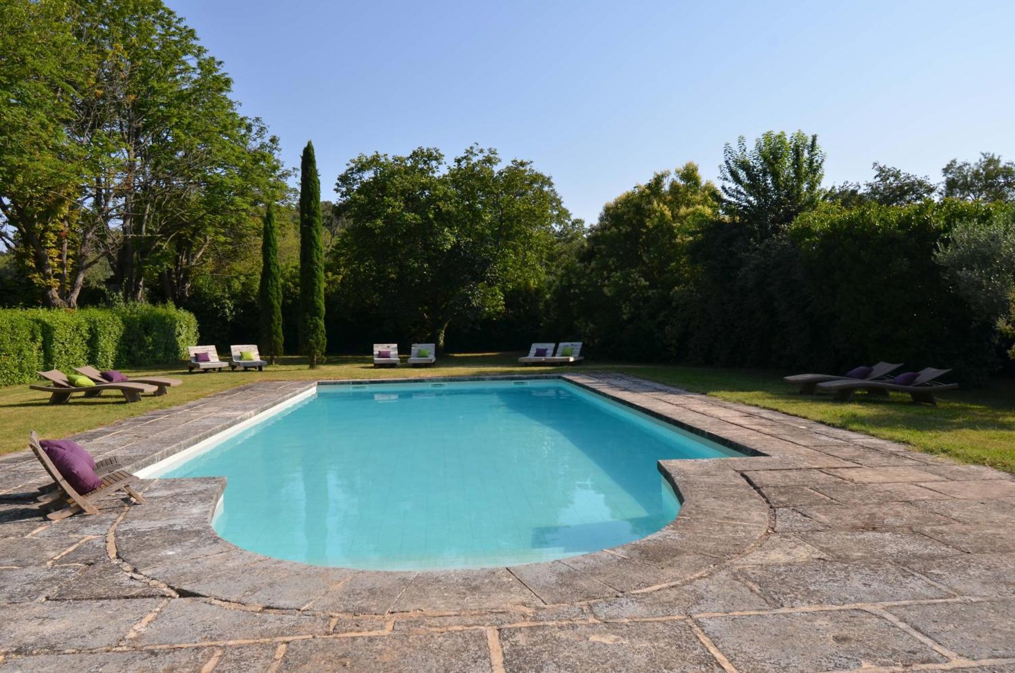 Domaine Shambala Bed & Breakfast Velaux Bagian luar foto