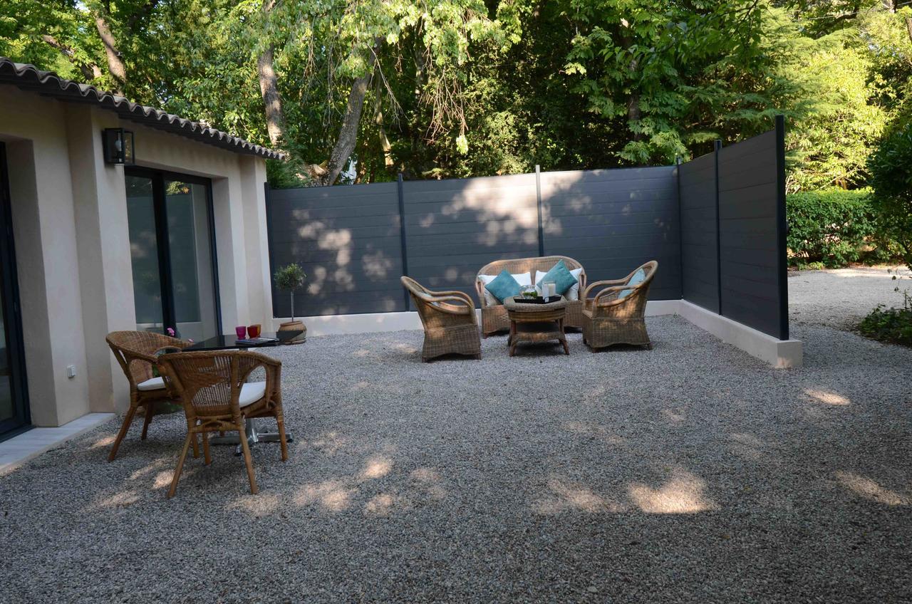 Domaine Shambala Bed & Breakfast Velaux Bagian luar foto