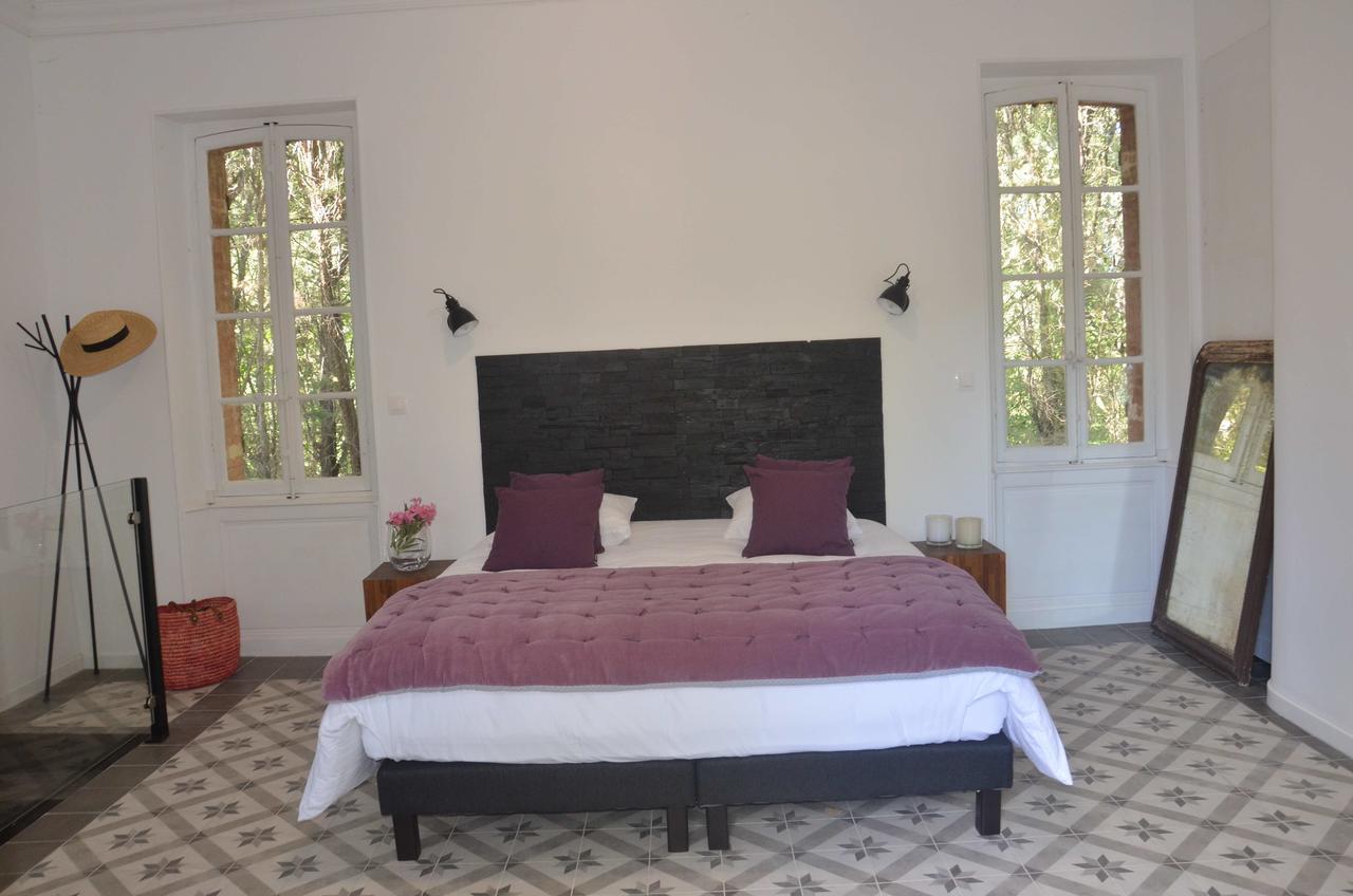 Domaine Shambala Bed & Breakfast Velaux Bagian luar foto