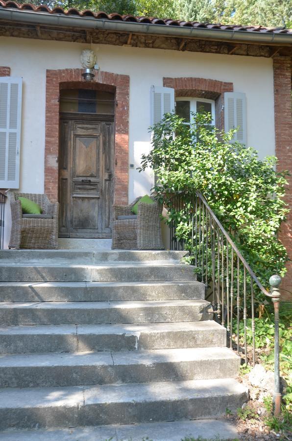 Domaine Shambala Bed & Breakfast Velaux Bagian luar foto