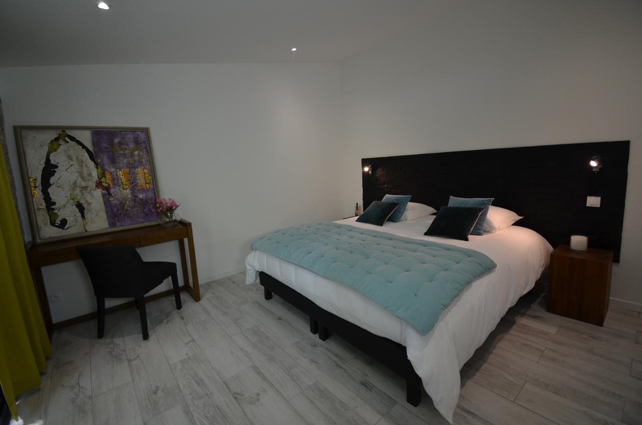 Domaine Shambala Bed & Breakfast Velaux Bagian luar foto