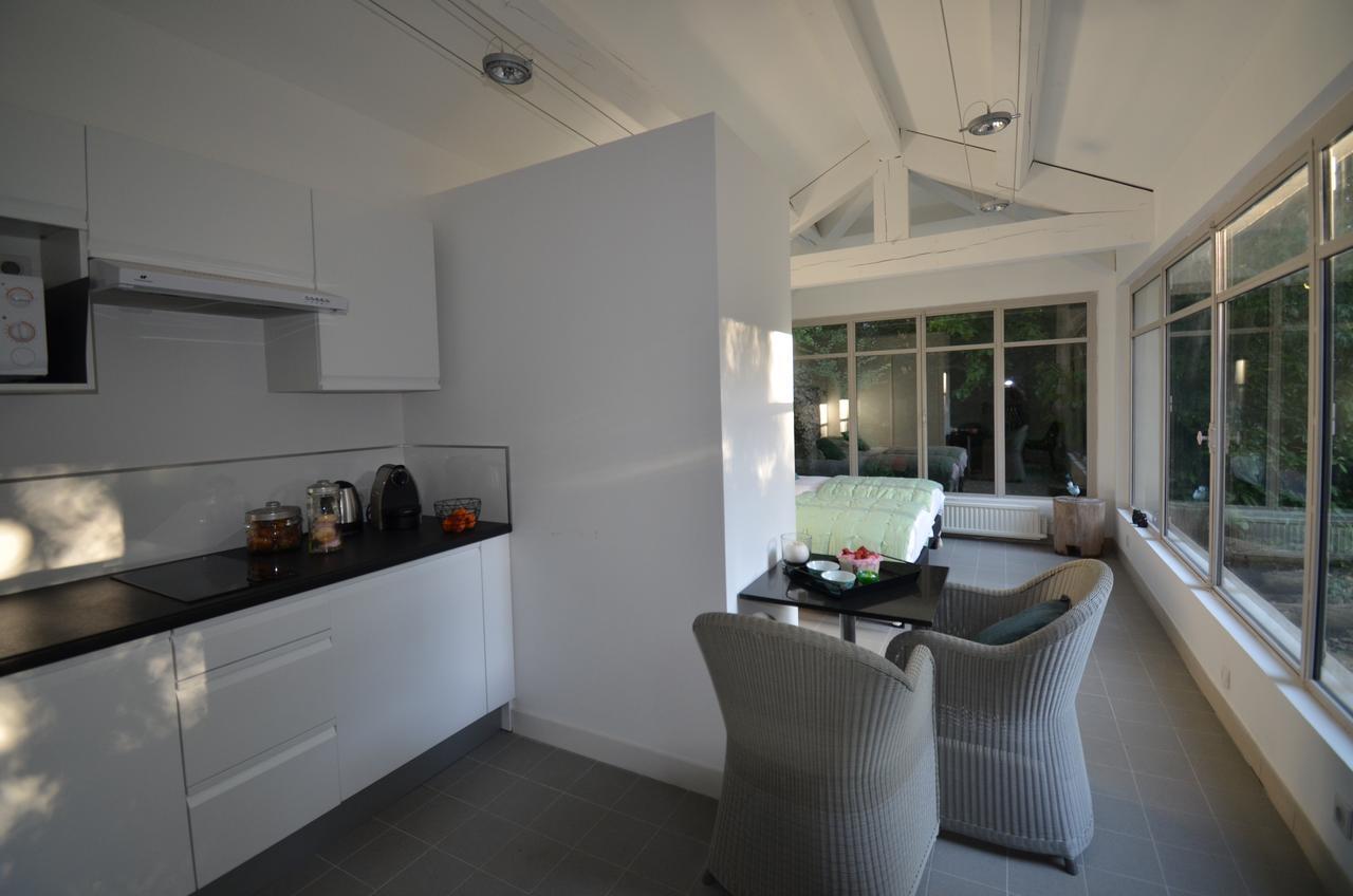 Domaine Shambala Bed & Breakfast Velaux Bagian luar foto